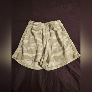 Camo Girl Shorts XL (14-16)